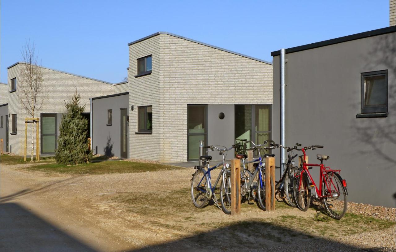 Awesome Home In Lembruch-Duemmer See With Kitchen المظهر الخارجي الصورة